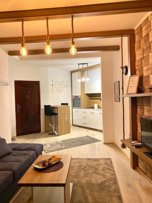 Nessi Apartment Prisztina Zewnętrze zdjęcie