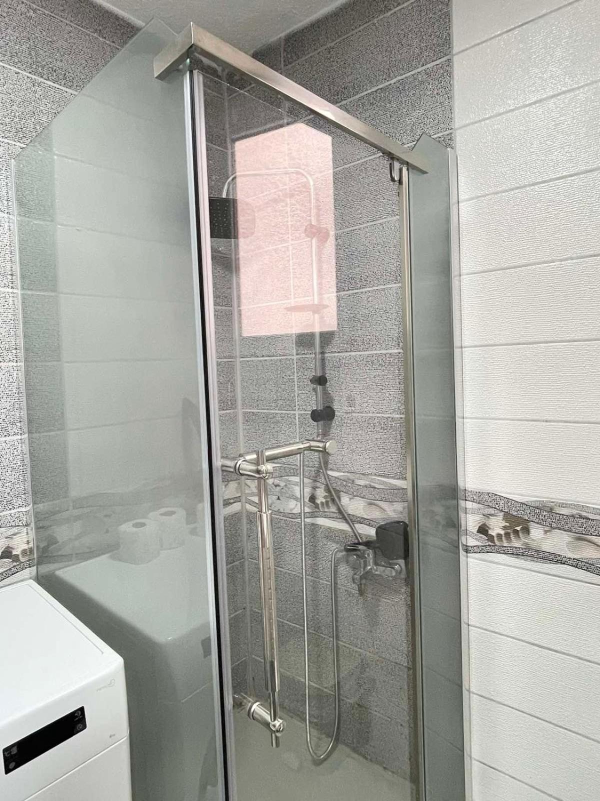 Nessi Apartment Prisztina Zewnętrze zdjęcie